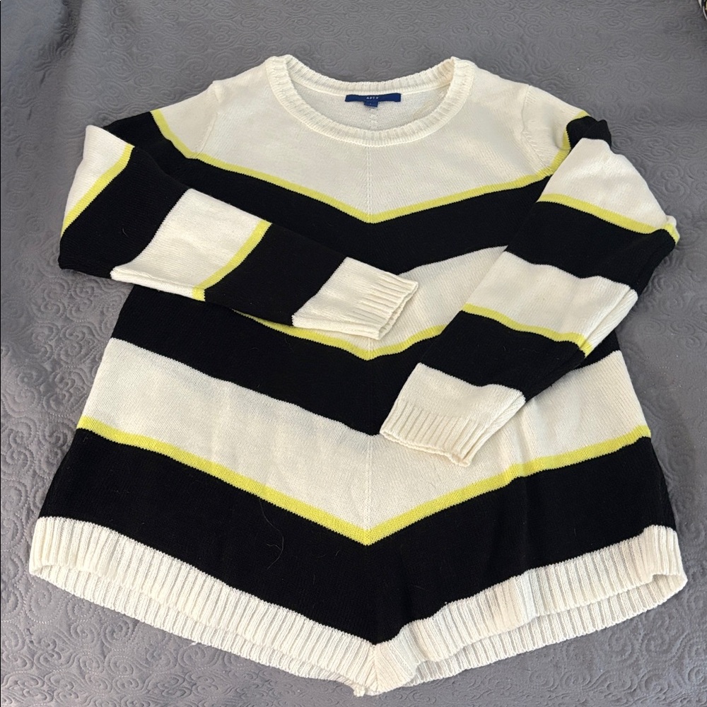 Apt. 9 Classic White Knit Sweater